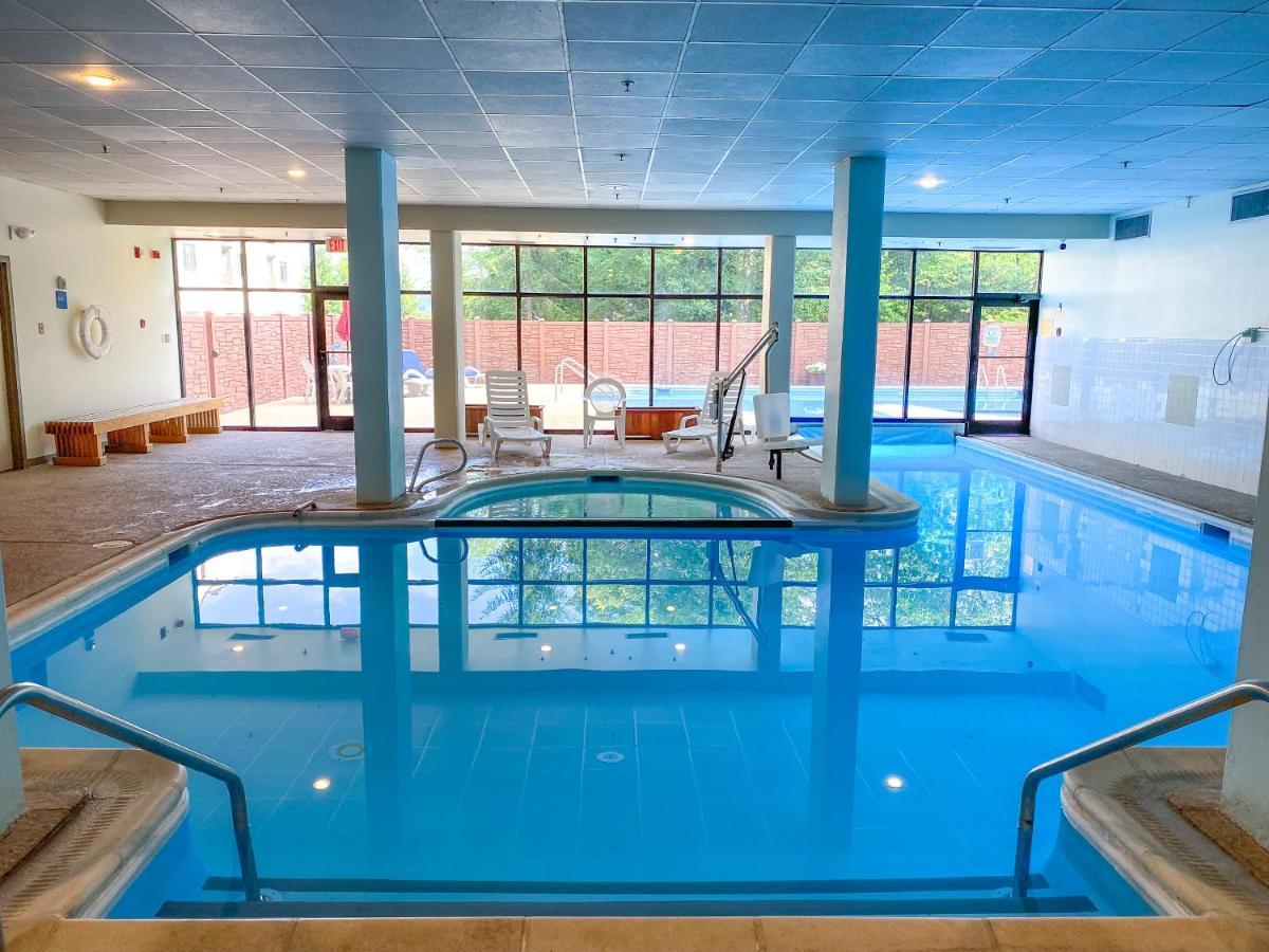 Ski-In Ski-Out Luxury Condo With Hot Tub And Pools 斯诺肖 外观 照片
